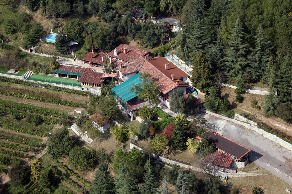 트레스코어발네리오 Agriturismo Il Mirabile B&B 외부 사진